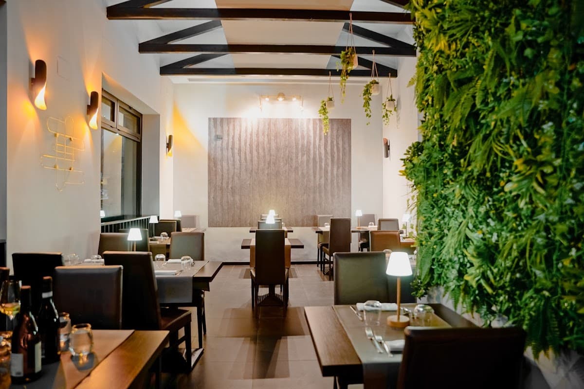 02 Hosteria E Hamburgheria