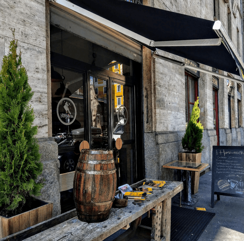 Donna Burgherita Milano