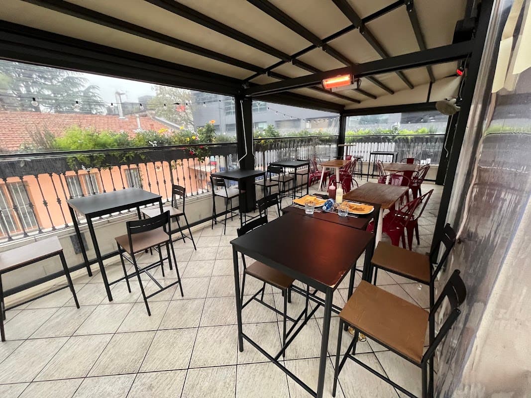 L'Ambrata The Italian Pub