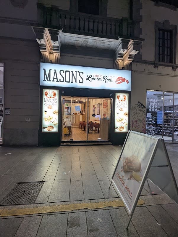 Masons' Famous Lobster Rolls