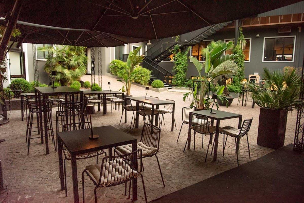 South Garage Bistrot